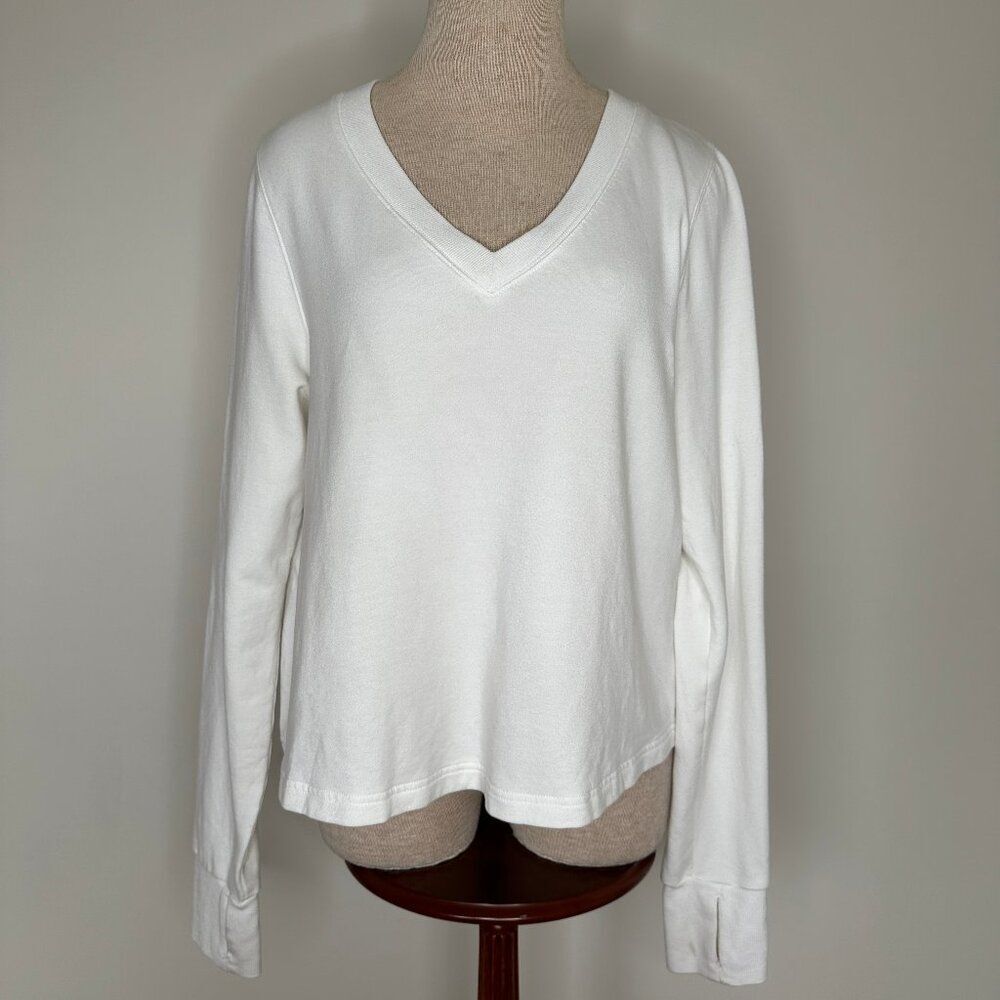 Athleta Women's V-neck White Sweatshirt Super Soft Size Medium Tall